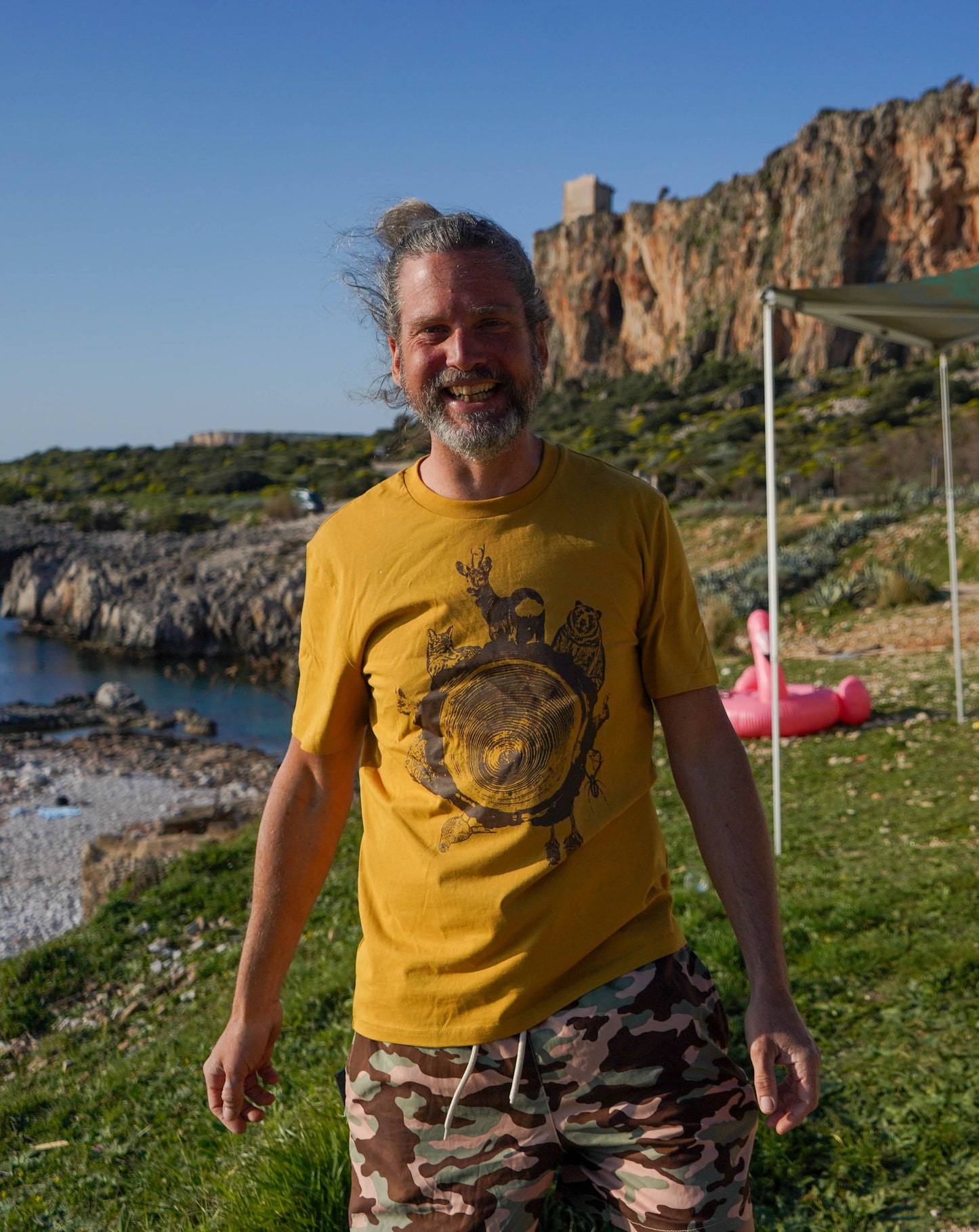 Tiere des Waldes - spüre den Kreislauf des Lebens - Fairtrade Bio-Tshirt Herren